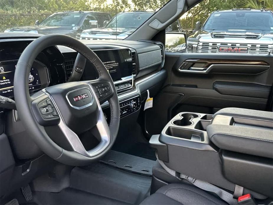 new 2024 GMC Sierra 1500 car, priced at $51,874