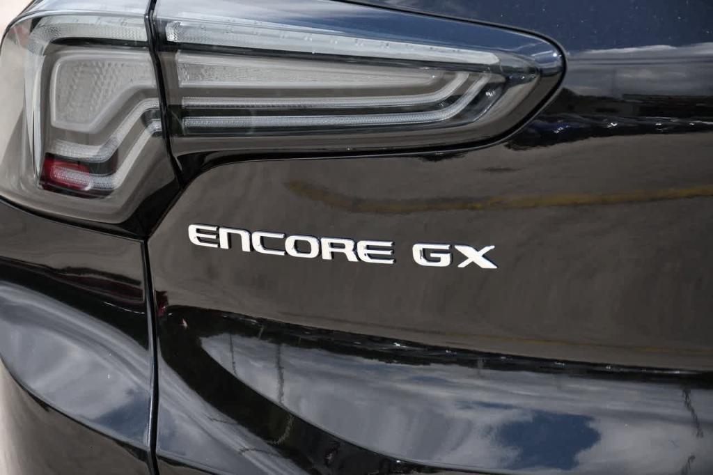 new 2025 Buick Encore GX car, priced at $30,952