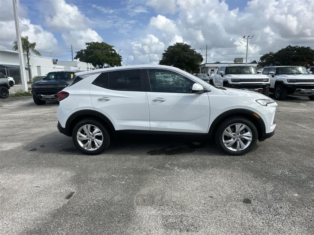 new 2025 Buick Encore GX car