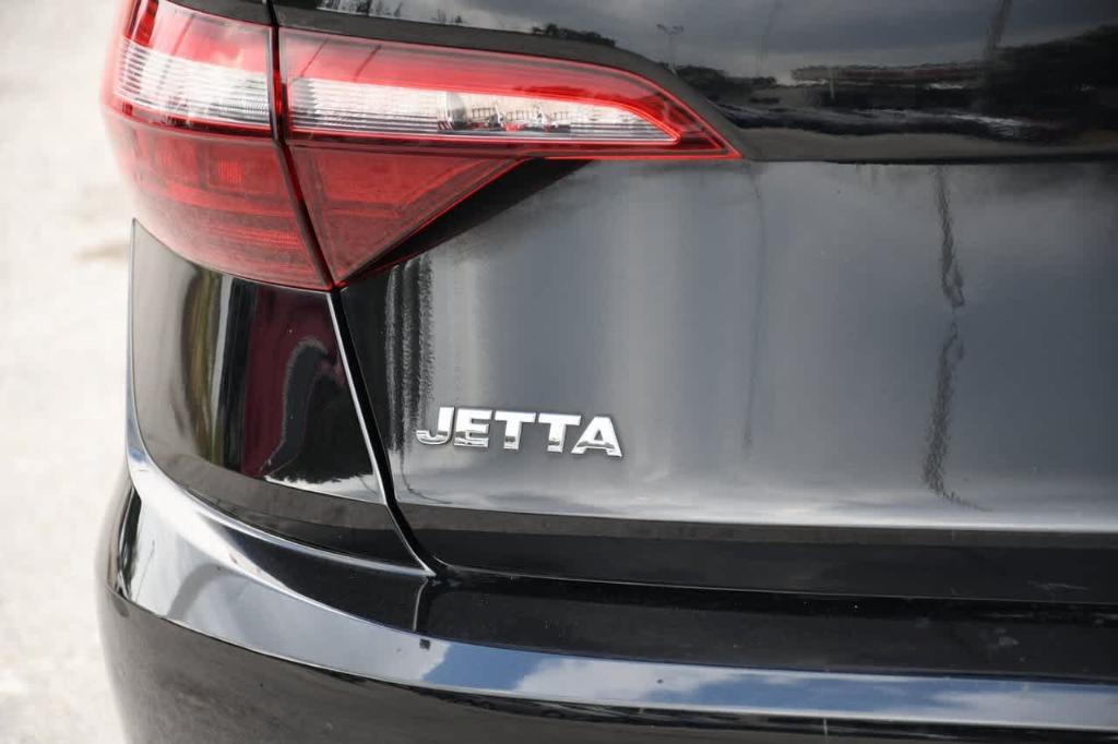 used 2021 Volkswagen Jetta car, priced at $14,998