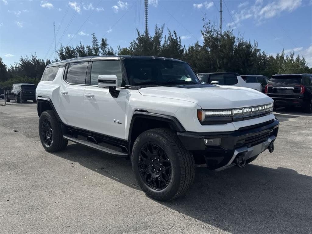 new 2025 GMC HUMMER EV car