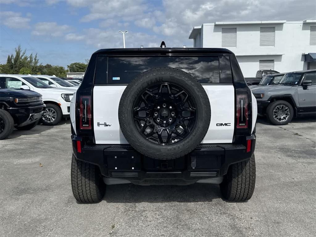 new 2025 GMC HUMMER EV car