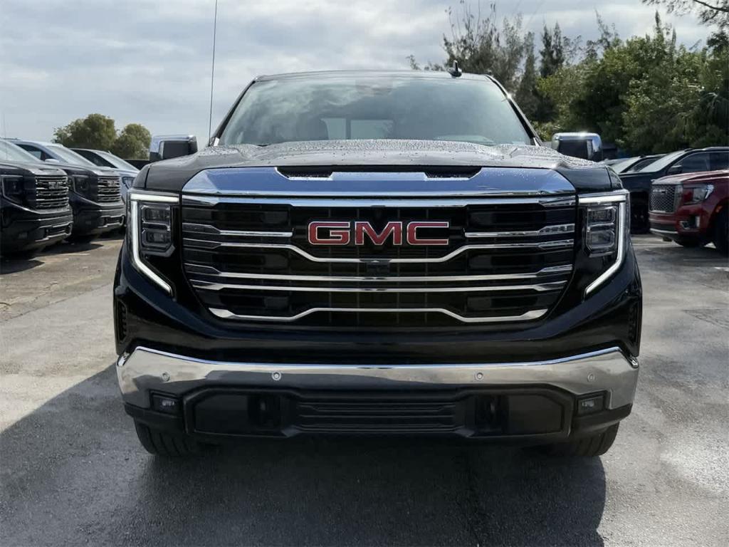 new 2025 GMC Sierra 1500 car, priced at $62,875