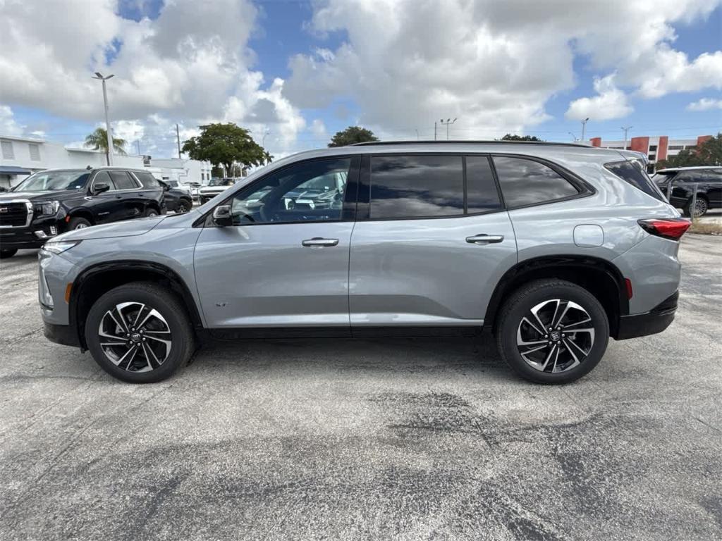 new 2025 Buick Enclave car