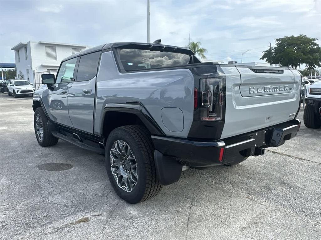 new 2025 GMC HUMMER EV Pickup car, priced at $122,915