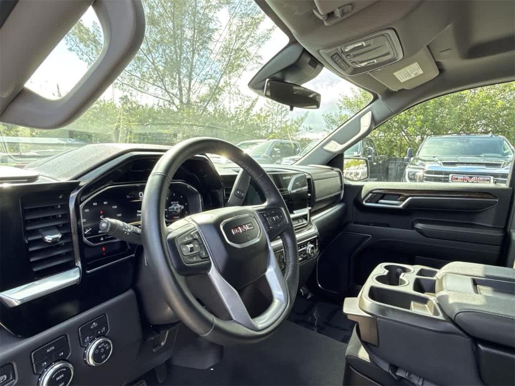 used 2023 GMC Sierra 1500 car, priced at $39,684