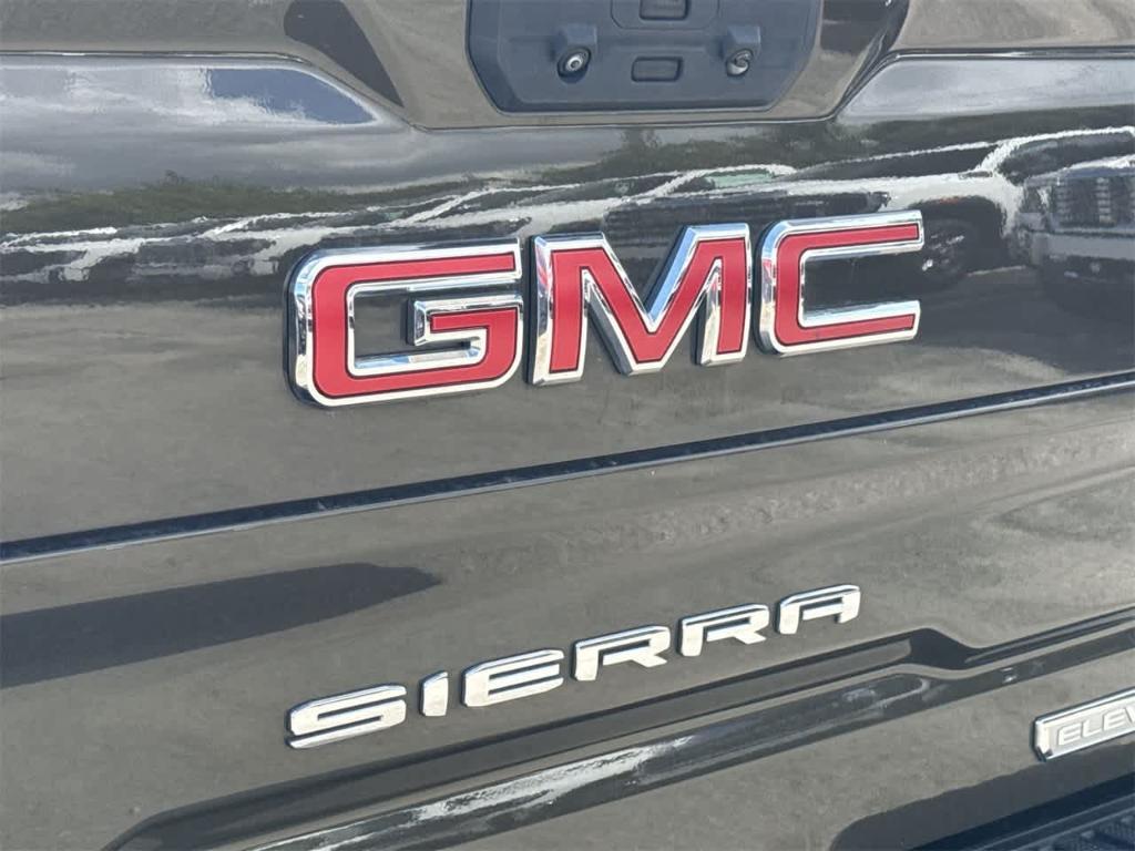 used 2023 GMC Sierra 1500 car, priced at $39,684