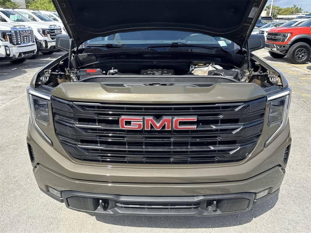 used 2023 GMC Sierra 1500 car, priced at $39,684