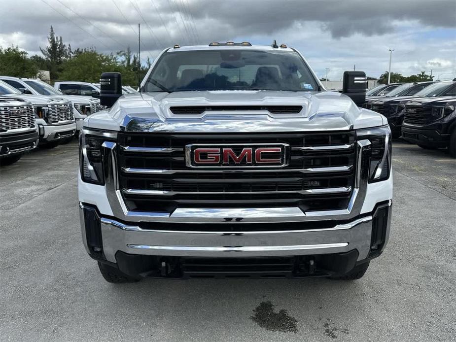 new 2025 GMC Sierra 2500 car, priced at $70,095