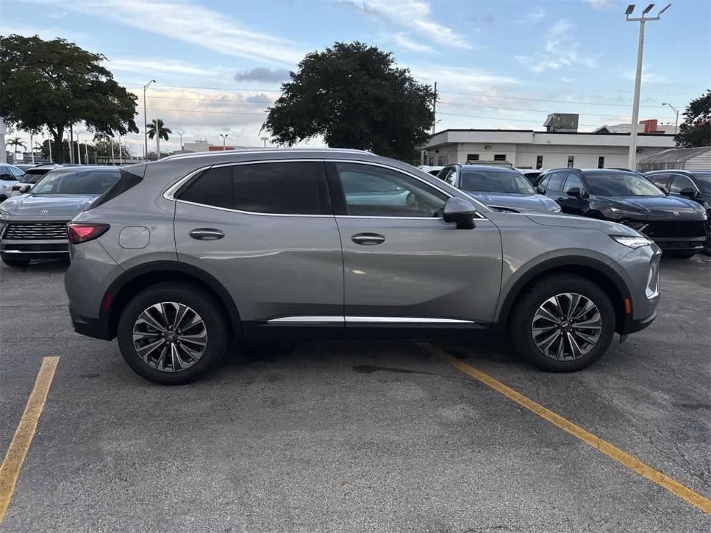 new 2025 Buick Envision car