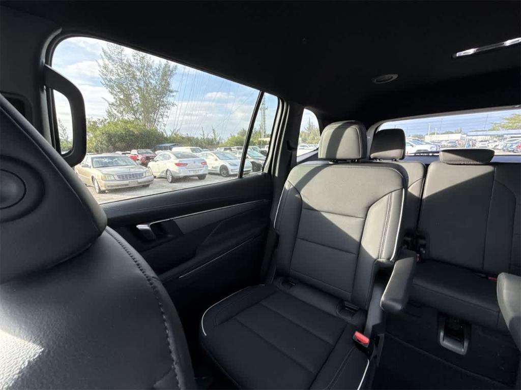 new 2025 Buick Enclave car, priced at $47,710