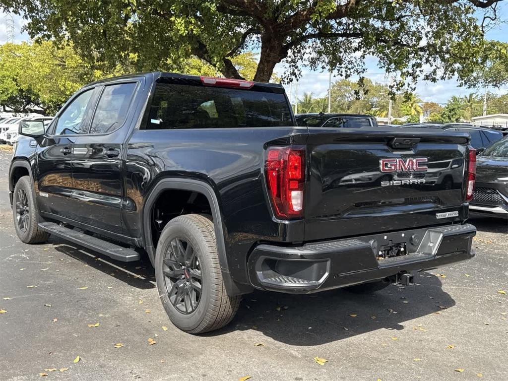 new 2025 GMC Sierra 1500 car, priced at $56,040