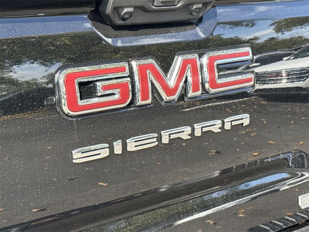 new 2025 GMC Sierra 1500 car, priced at $56,040