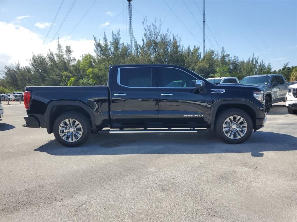 new 2024 GMC Sierra 1500 car, priced at $70,562