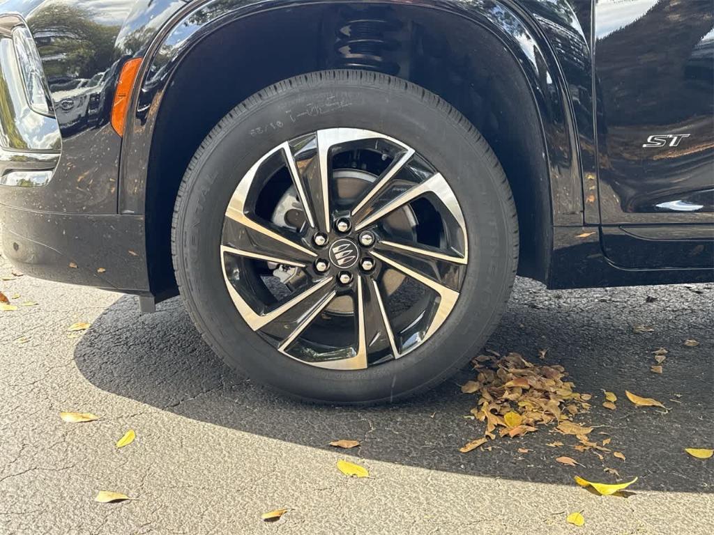 new 2025 Buick Enclave car, priced at $47,295