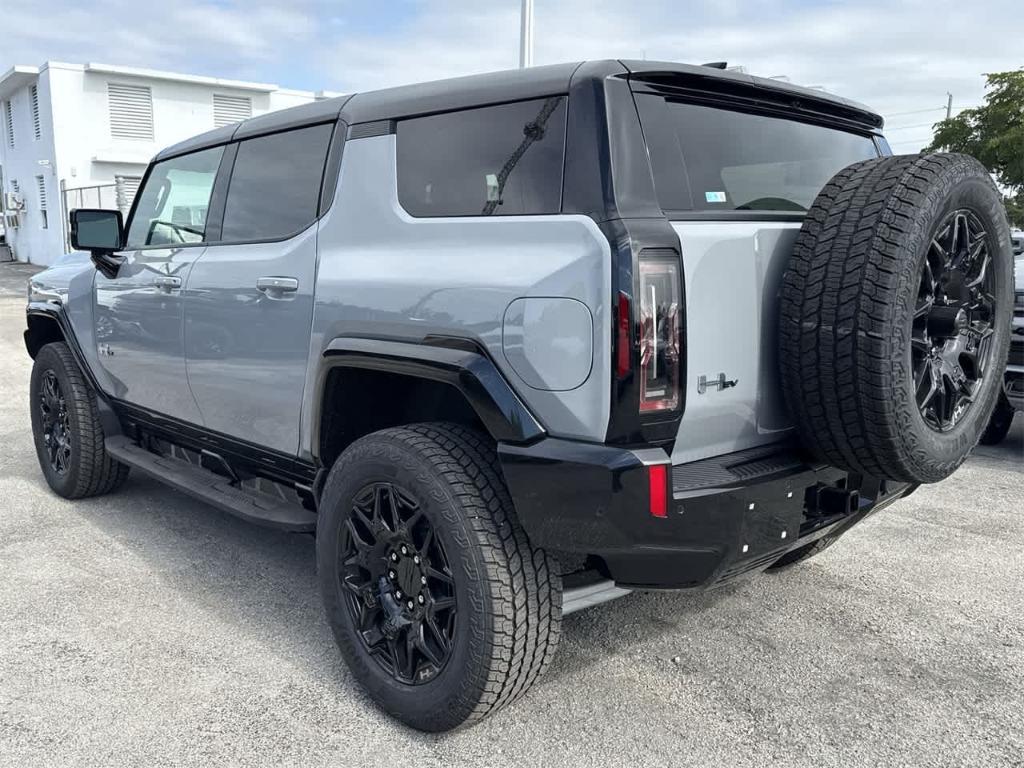 new 2025 GMC HUMMER EV car