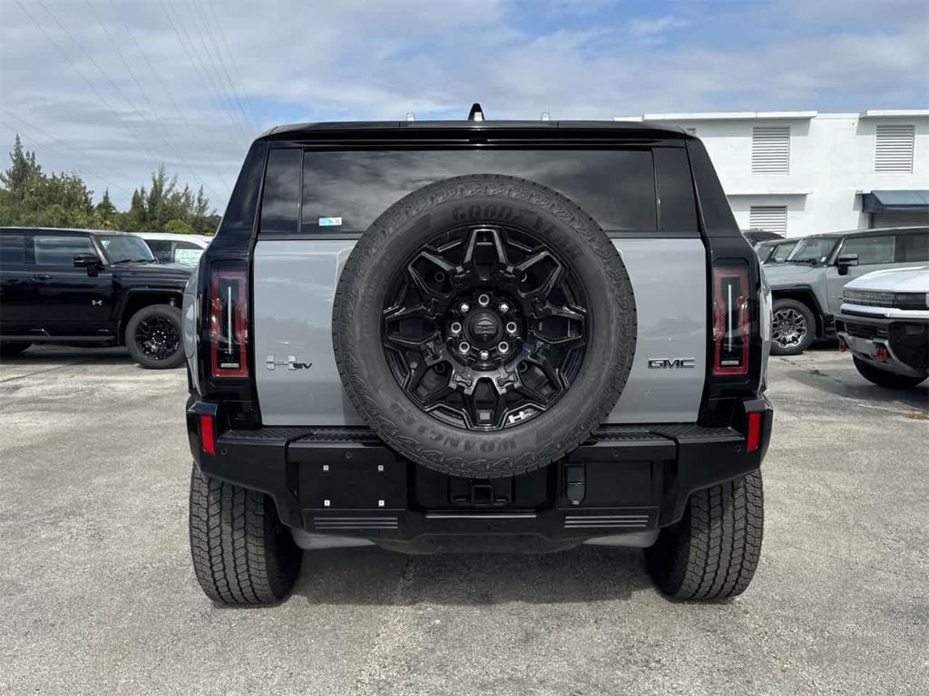 new 2025 GMC HUMMER EV car