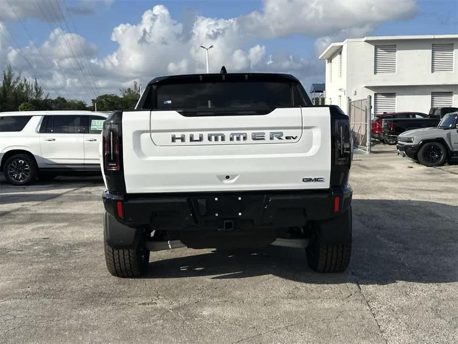 new 2025 GMC HUMMER EV car