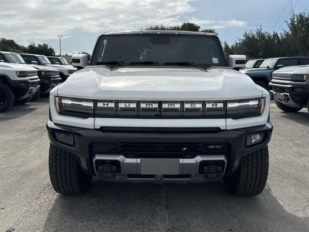 new 2025 GMC HUMMER EV car