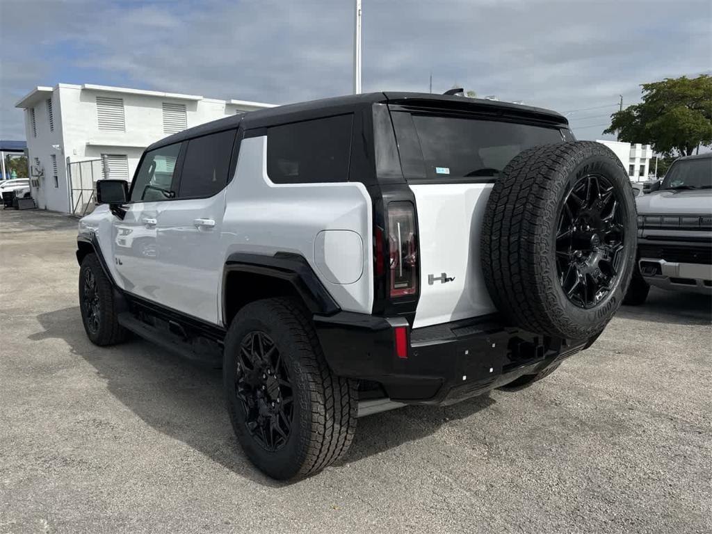 new 2025 GMC HUMMER EV car