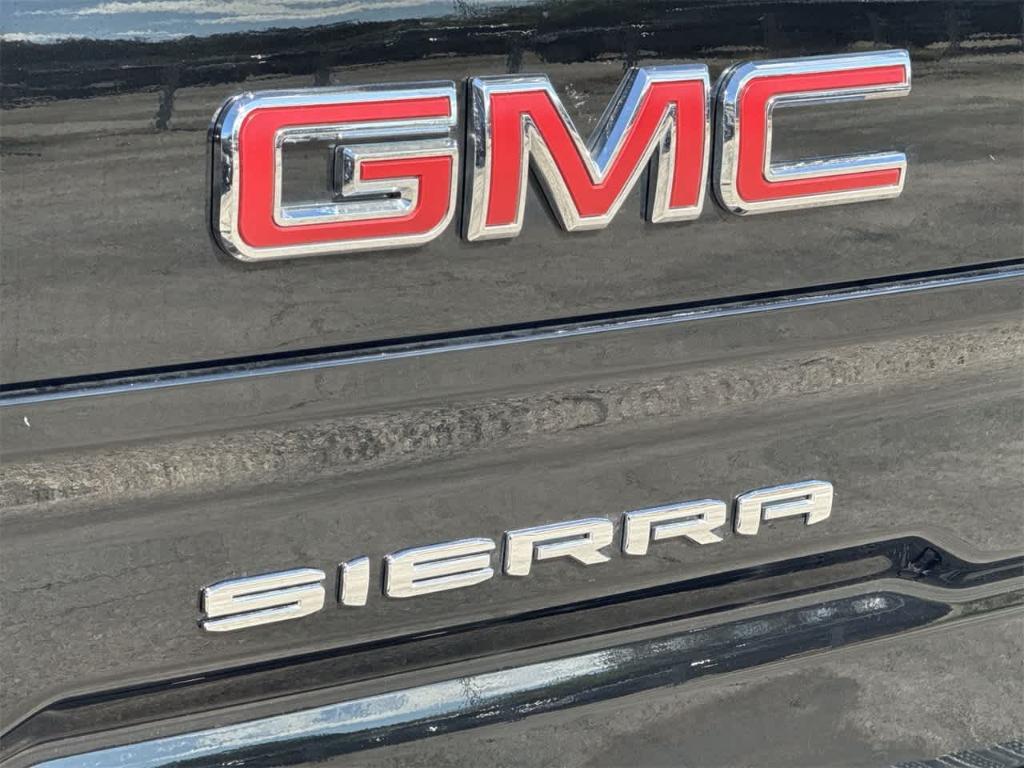 used 2024 GMC Sierra 1500 car, priced at $43,115