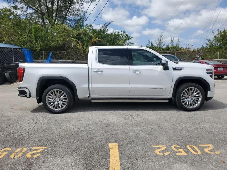 new 2024 GMC Sierra 1500 car, priced at $70,500