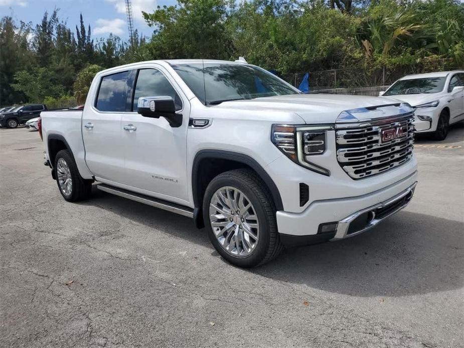 new 2024 GMC Sierra 1500 car, priced at $70,500