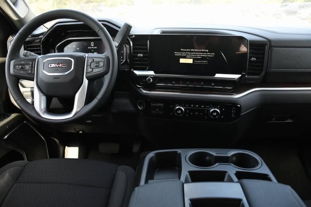 new 2024 GMC Sierra 1500 car, priced at $53,728