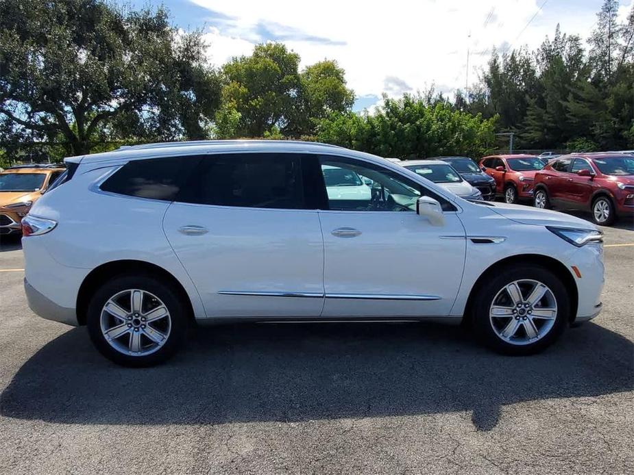 new 2024 Buick Enclave car, priced at $45,392