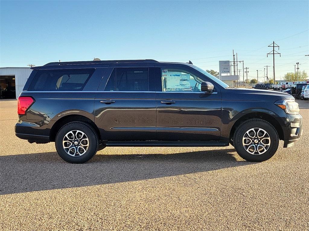 new 2024 Ford Expedition Max car, priced at $62,117