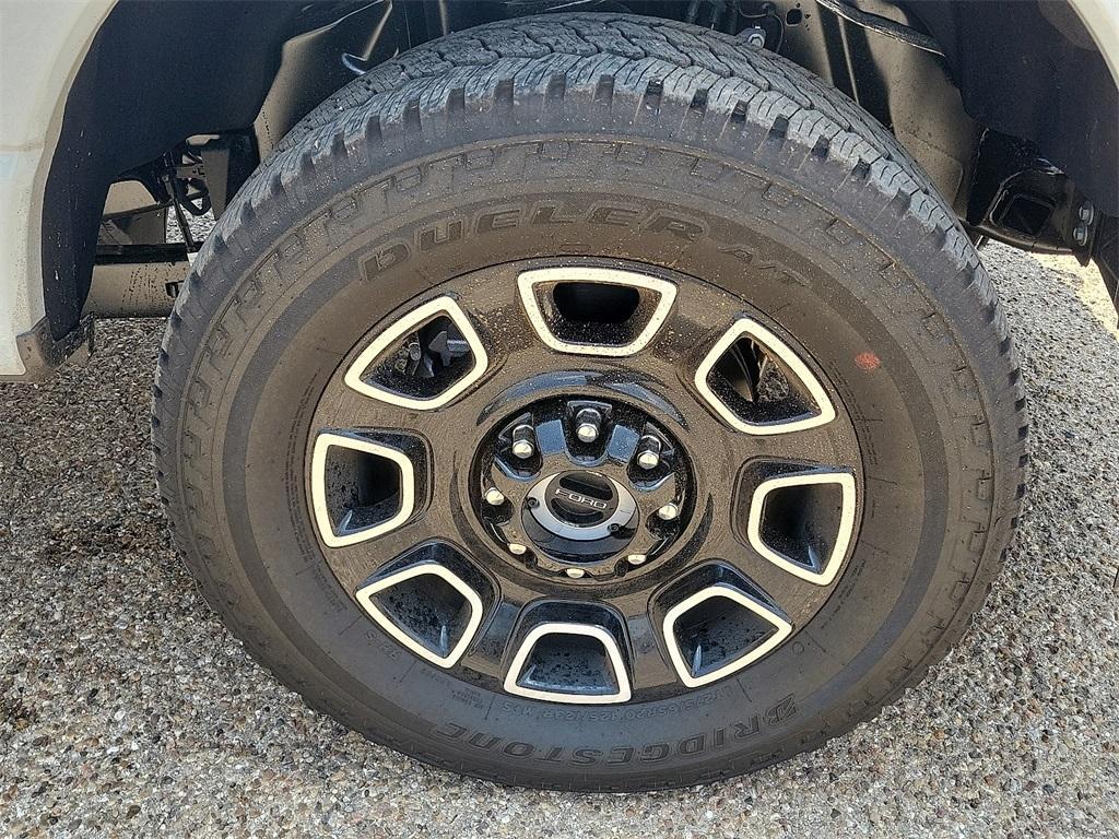new 2025 Ford F-250 car, priced at $91,300