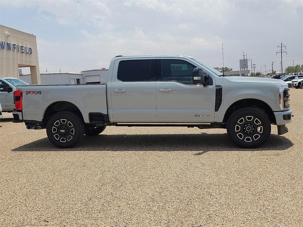 new 2025 Ford F-250 car, priced at $91,300