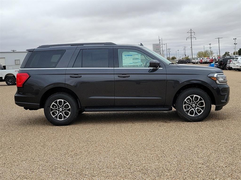 new 2024 Ford Expedition car, priced at $56,326