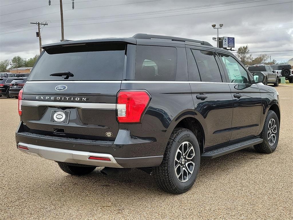 new 2024 Ford Expedition car, priced at $56,326