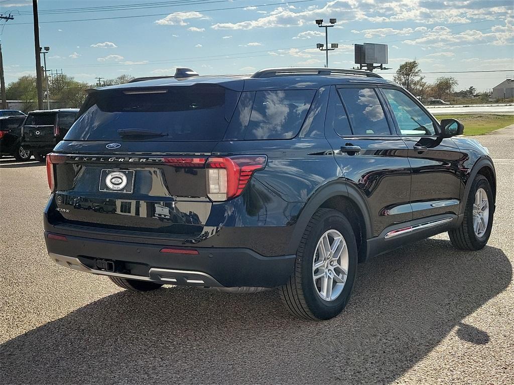 new 2025 Ford Explorer car, priced at $43,300