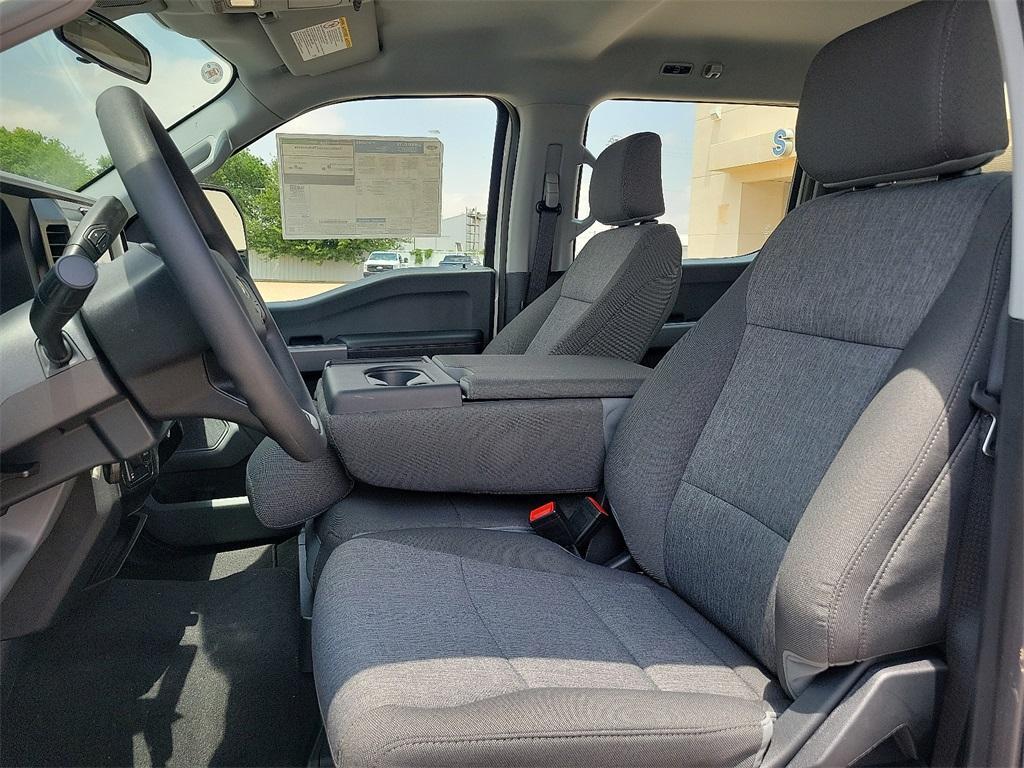 new 2025 Ford F-250 car, priced at $70,100