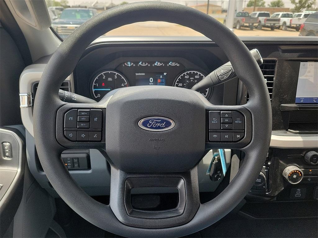 new 2025 Ford F-250 car, priced at $70,100