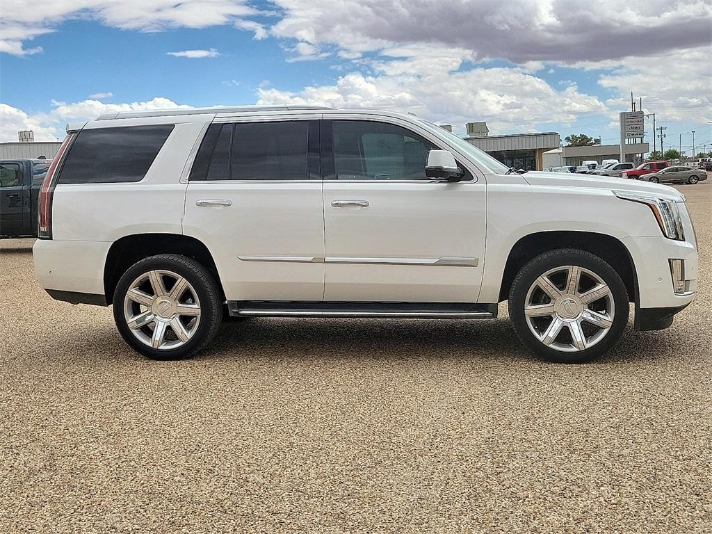 used 2019 Cadillac Escalade car, priced at $31,762