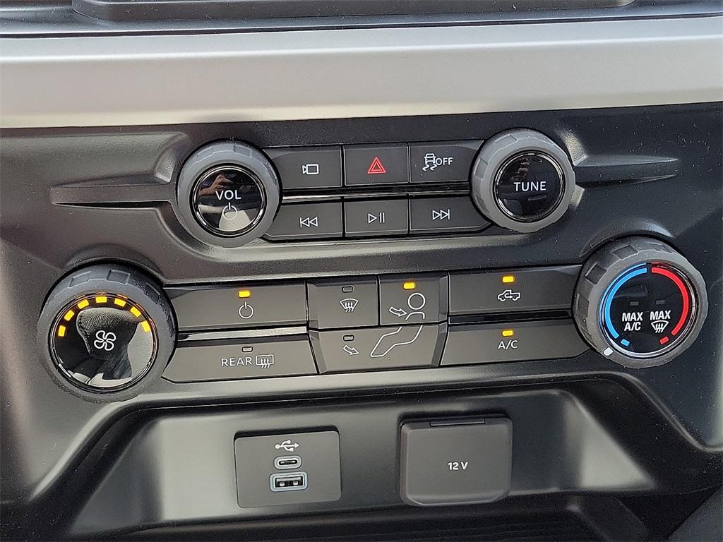 new 2025 Ford F-250 car, priced at $67,000