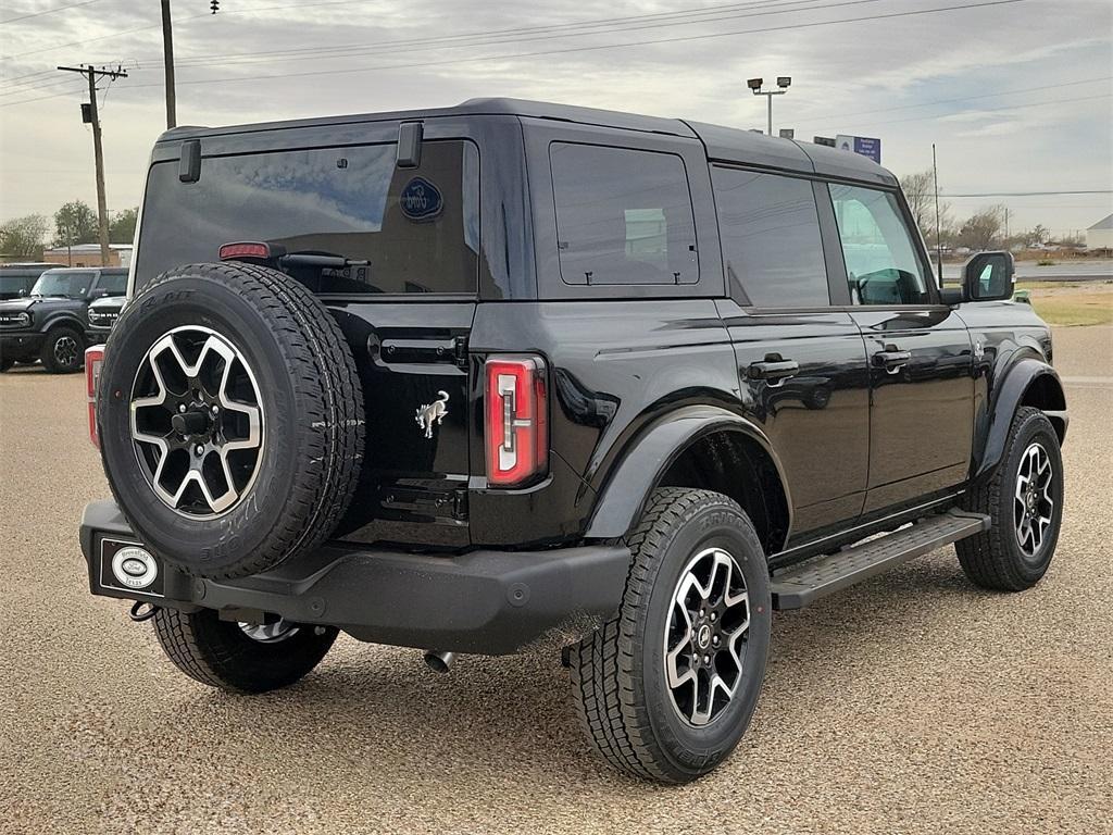 new 2024 Ford Bronco car, priced at $52,610