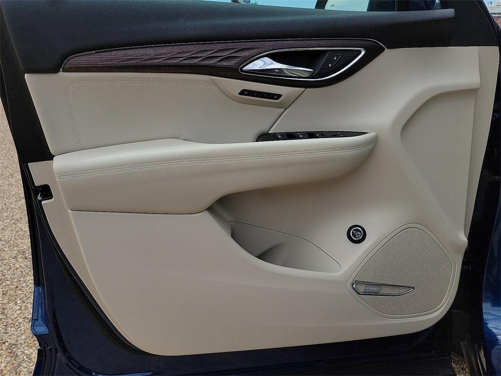 used 2023 Buick Envision car, priced at $33,001
