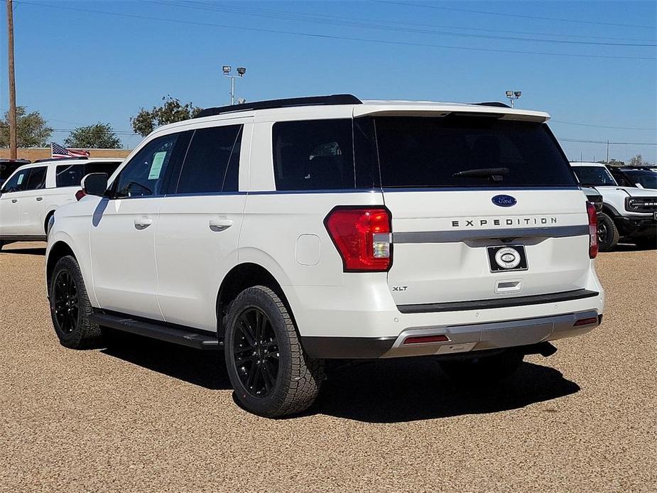 new 2024 Ford Expedition car, priced at $59,997