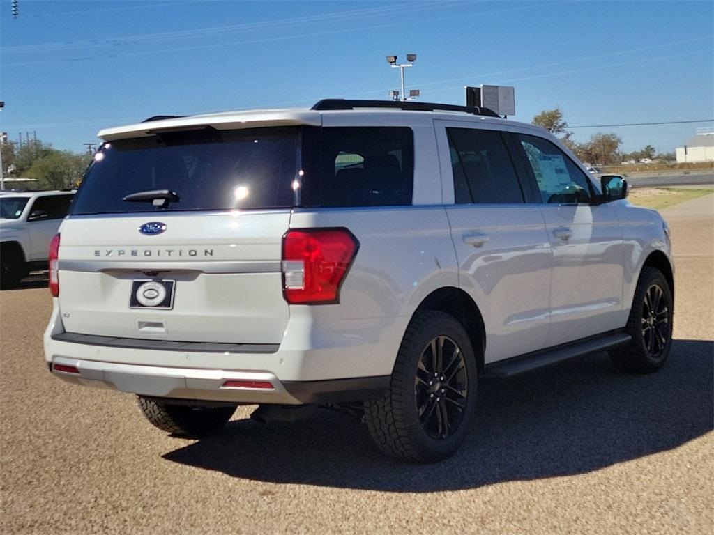 new 2024 Ford Expedition car, priced at $59,997