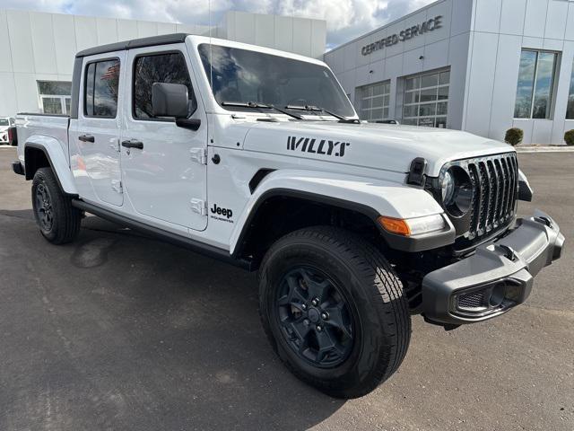 used 2023 Jeep Gladiator car, priced at $33,883