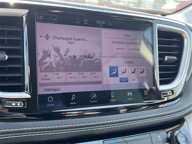 used 2022 Chrysler Pacifica Hybrid car, priced at $30,998