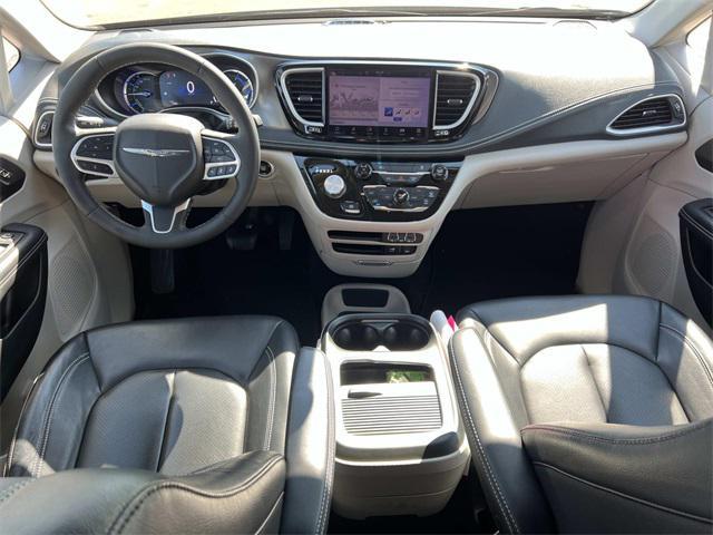used 2022 Chrysler Pacifica Hybrid car, priced at $30,998