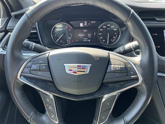 used 2023 Cadillac XT5 car, priced at $34,890