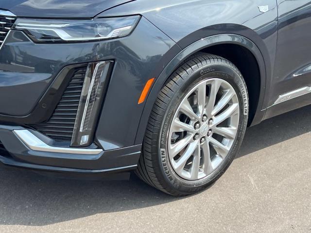used 2023 Cadillac XT6 car, priced at $41,990