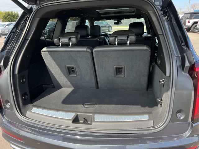 used 2023 Cadillac XT6 car, priced at $41,990