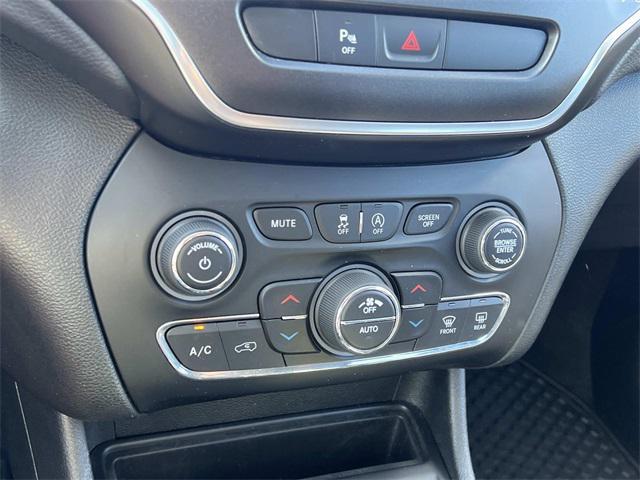 used 2019 Jeep Cherokee car, priced at $18,880